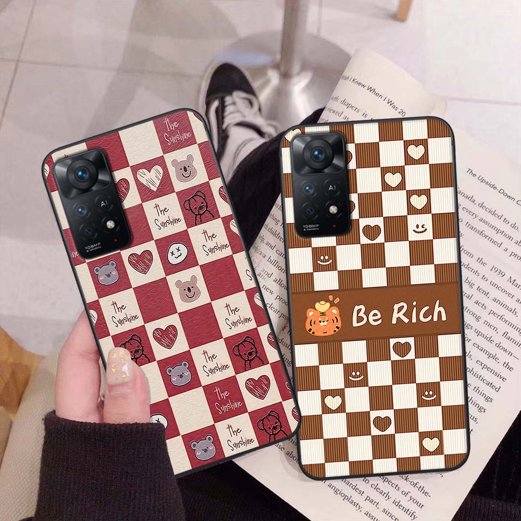 Ốp Xiaomi Redmi Note 11 4G / Note 11S / Note 11 Pro 5G gấu Bear rick caro vuông thời trang siêu đẹp
