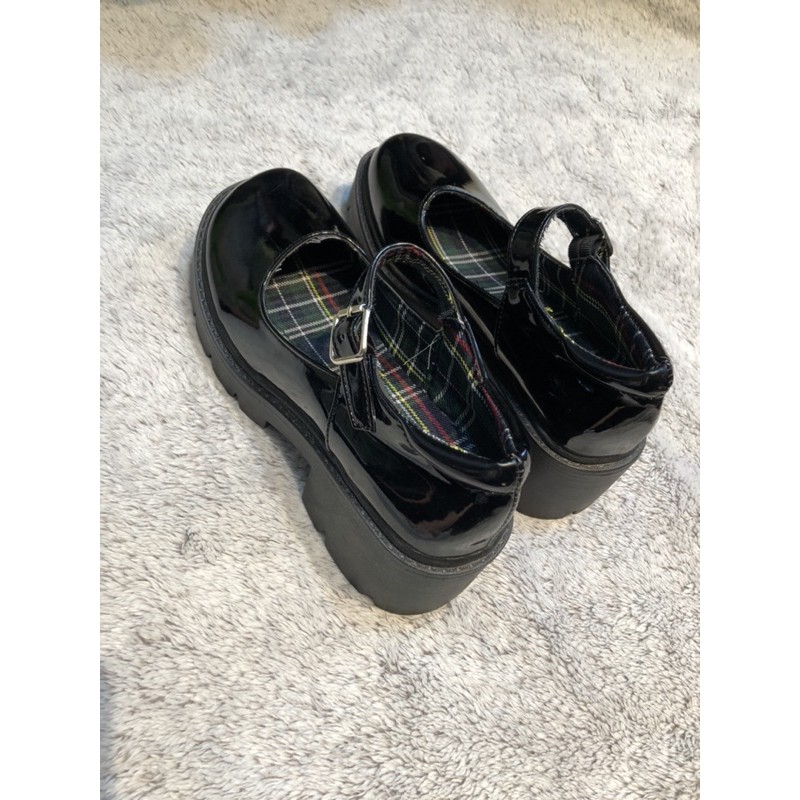 [ Thanh lý ] Giày Lolita đen bóng lót sọc caro | BigBuy360 - bigbuy360.vn