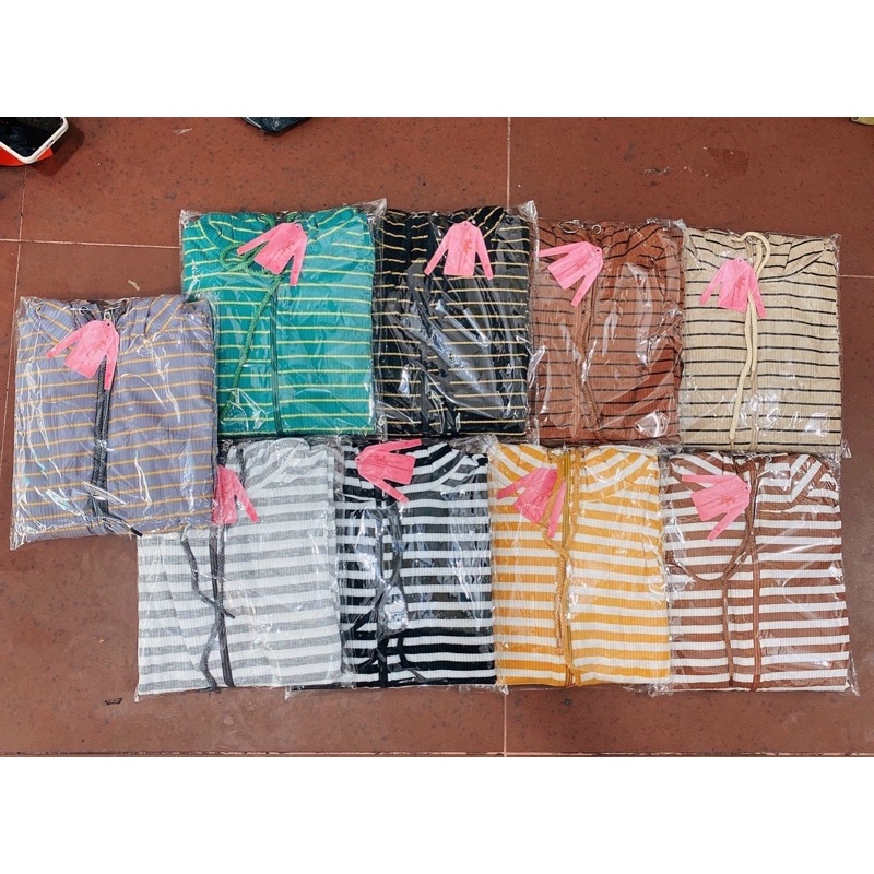 Áo khoác thun gân sọc kéo khóa tay dài!