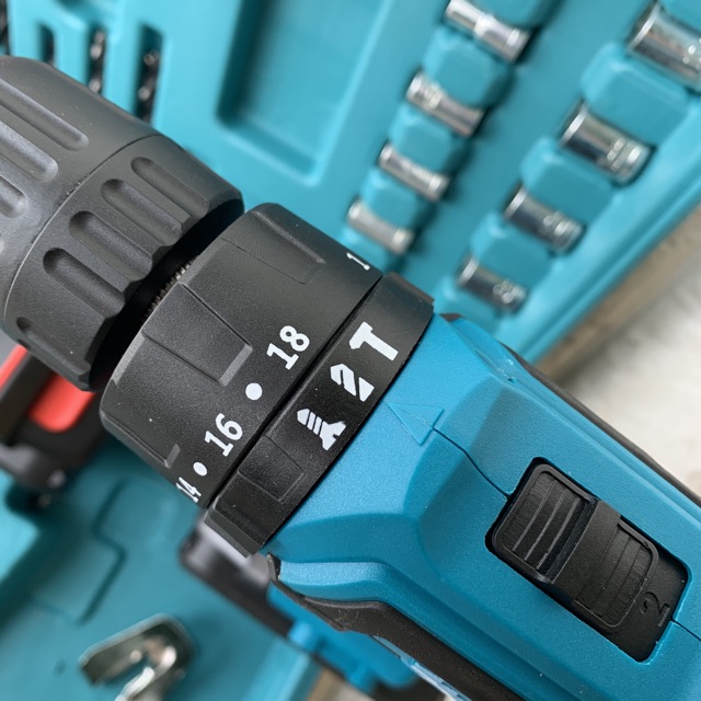 Máy khoan pin MAKITA 26v tặng kèm bộ phụ kiện 24chi tiết , máy khoan pin makita có búa, đầu kẹp 10ly