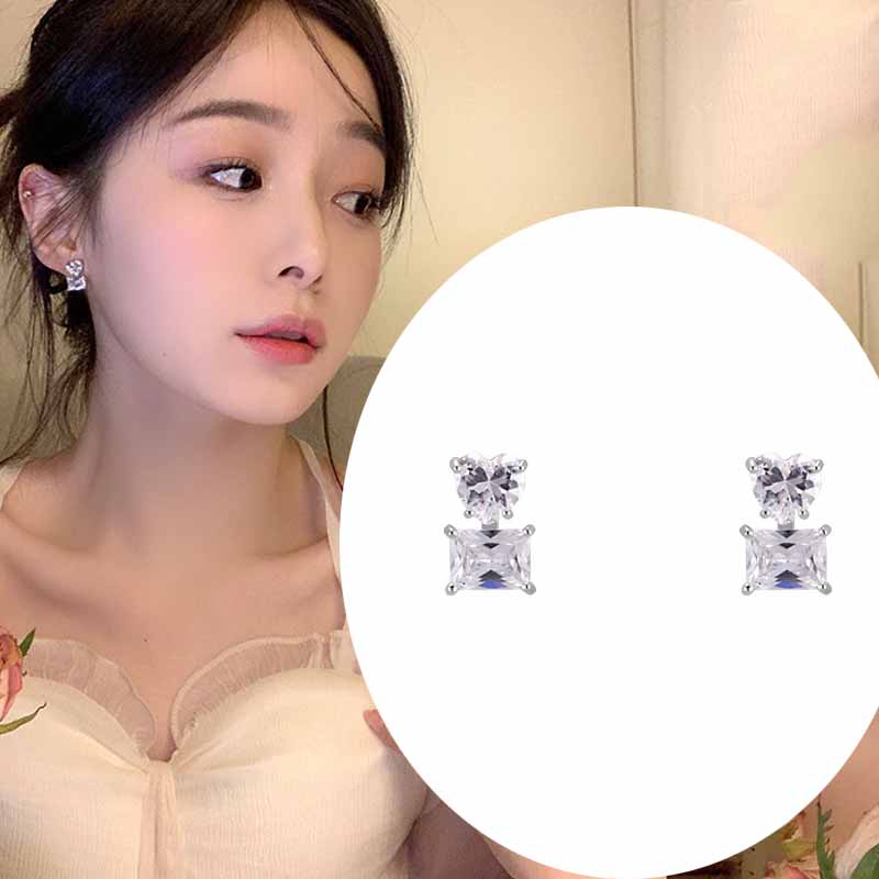 Bông Tai Đính Đá Hình Vuông Họa Tiết Trái Tim Đơn Giản Thời Trang