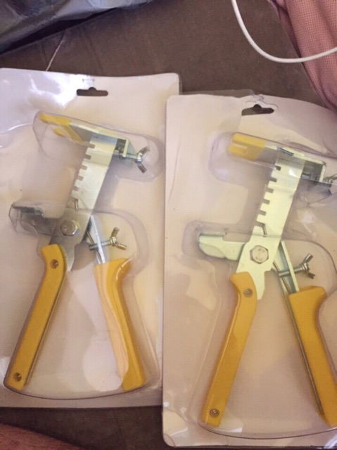 Kìm kít chuyên dụng - Ke cân bằng gạch