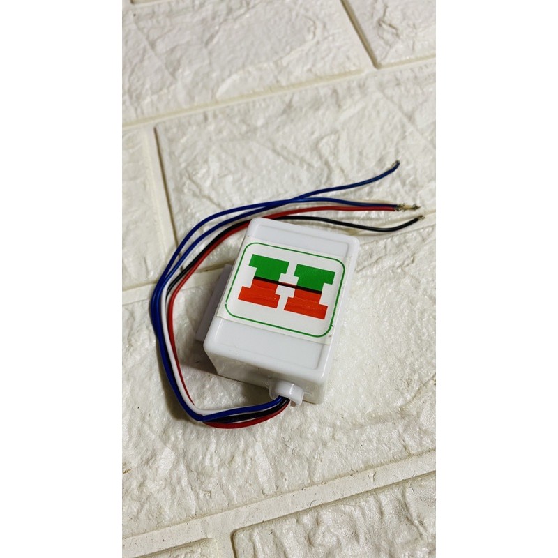 cục chớp Hazard gắn xe máy