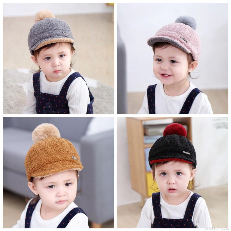 Mũ lưỡi trai in chữ xinh xắn cho bé