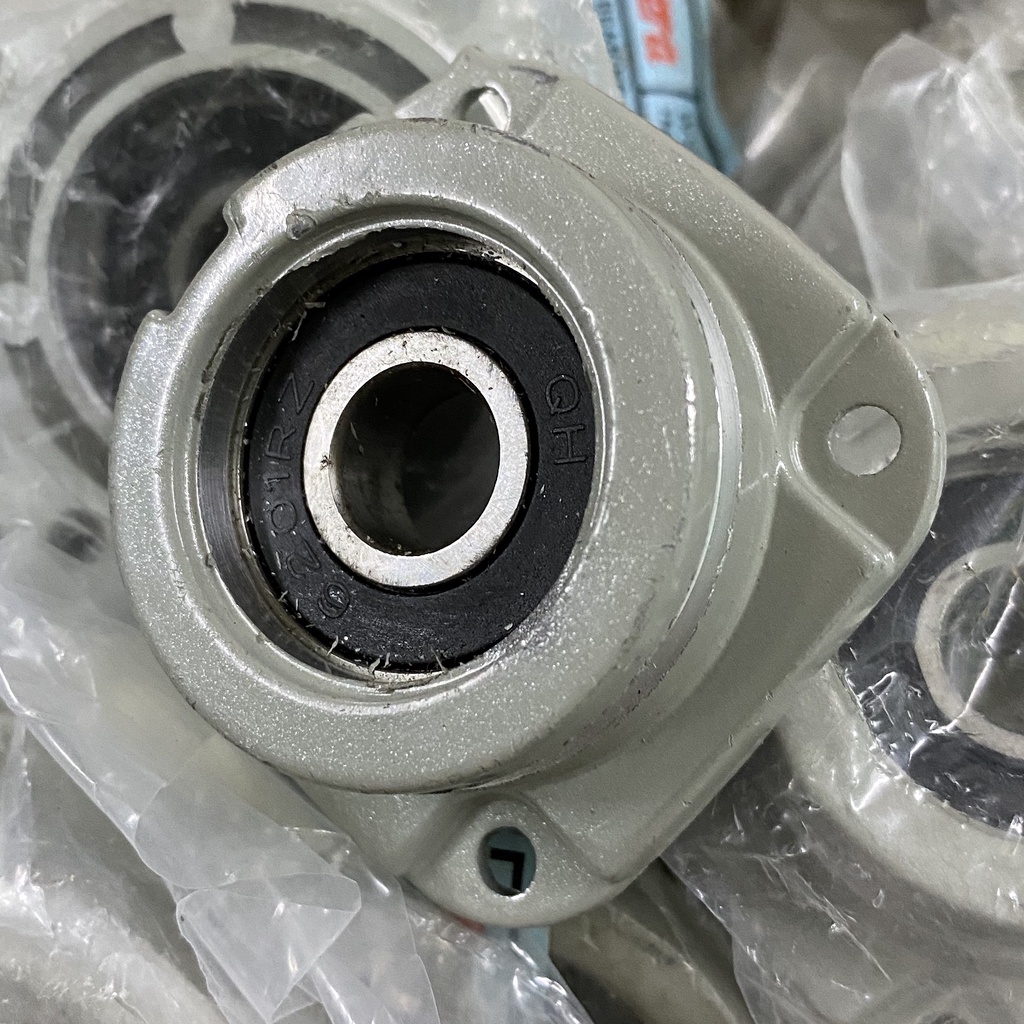 Mặt bi mài BOSCH GWS 060, 6-100, 6-125, 5-100, 8-100 kèm vòng bi 6201