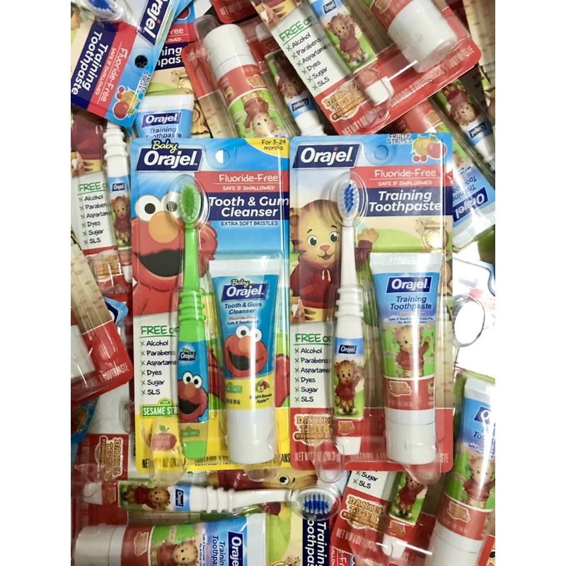 Bộ bàn chải + kem đánh răng cho bé Orajel Daniel Tiger’s Training Toothpaste Fruity Stripes, 30ml