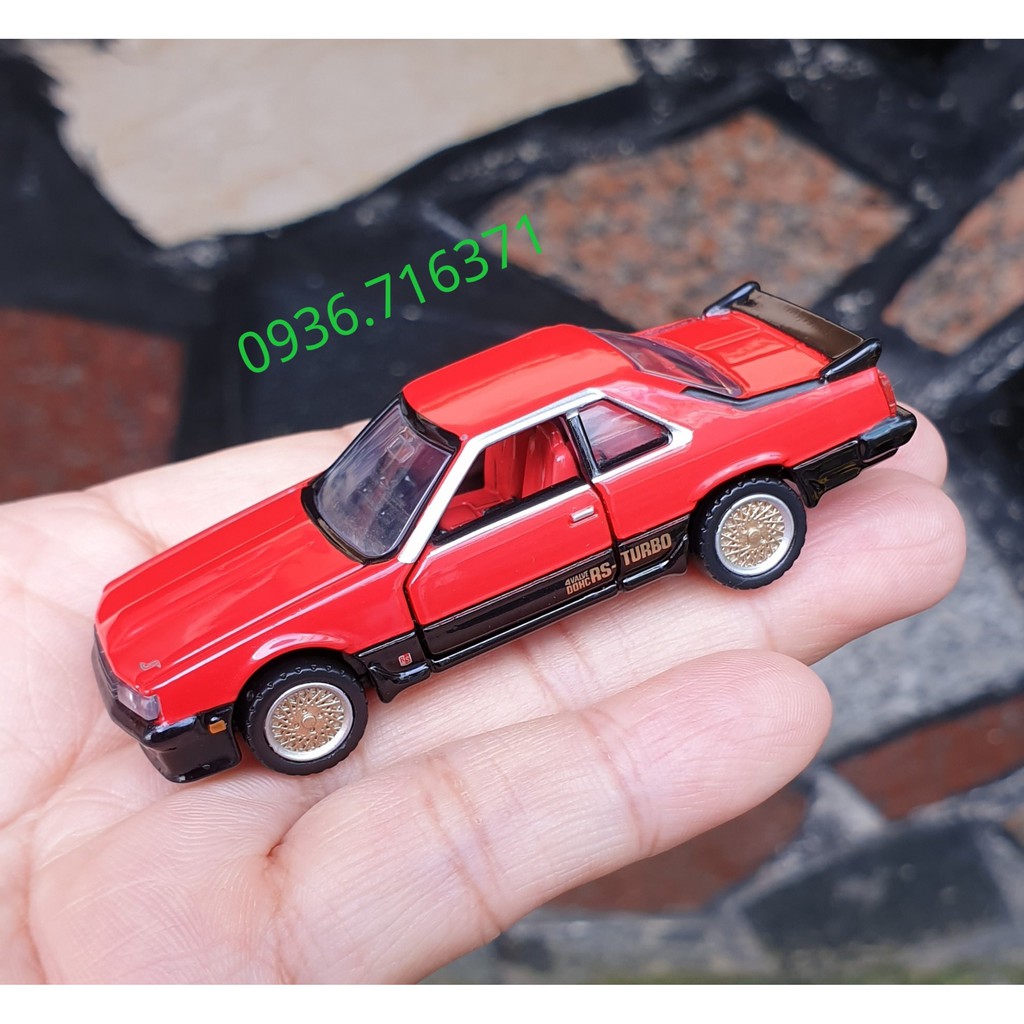 Mô hình siêu xe màu đỏ mở được cửa premium tomica Nhật Bản No20