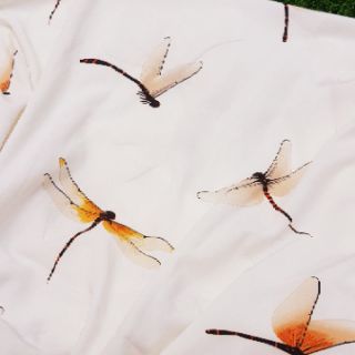 Vải lụa chấm bi