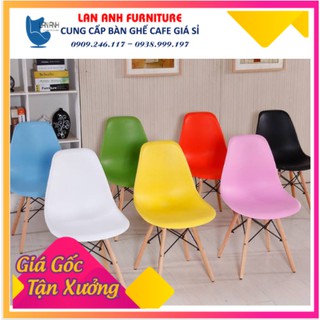 Ghế nhựa chân gỗ Eames