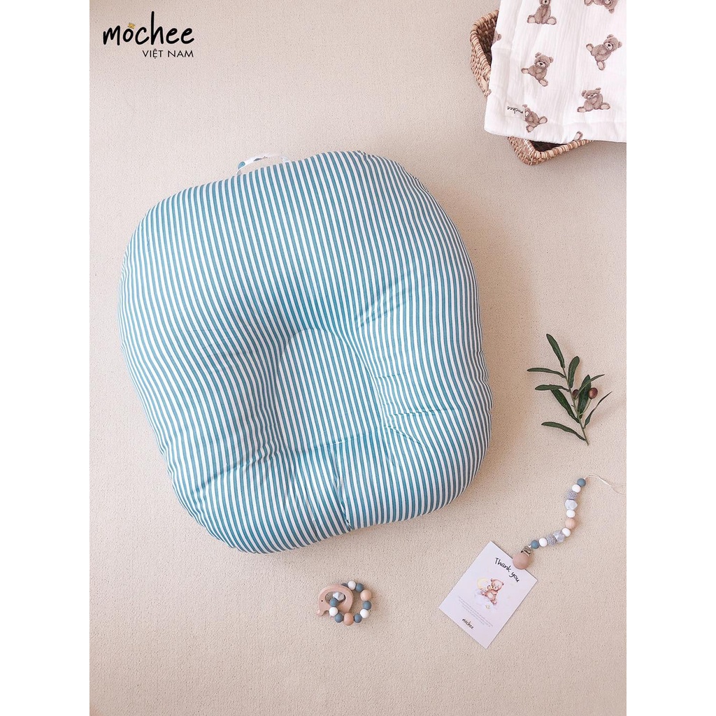 Gối chống trào ngược cho bé Mochee 70x70cm, gối chống trào cotton họa tiết 2 mặt - Monnie Kids