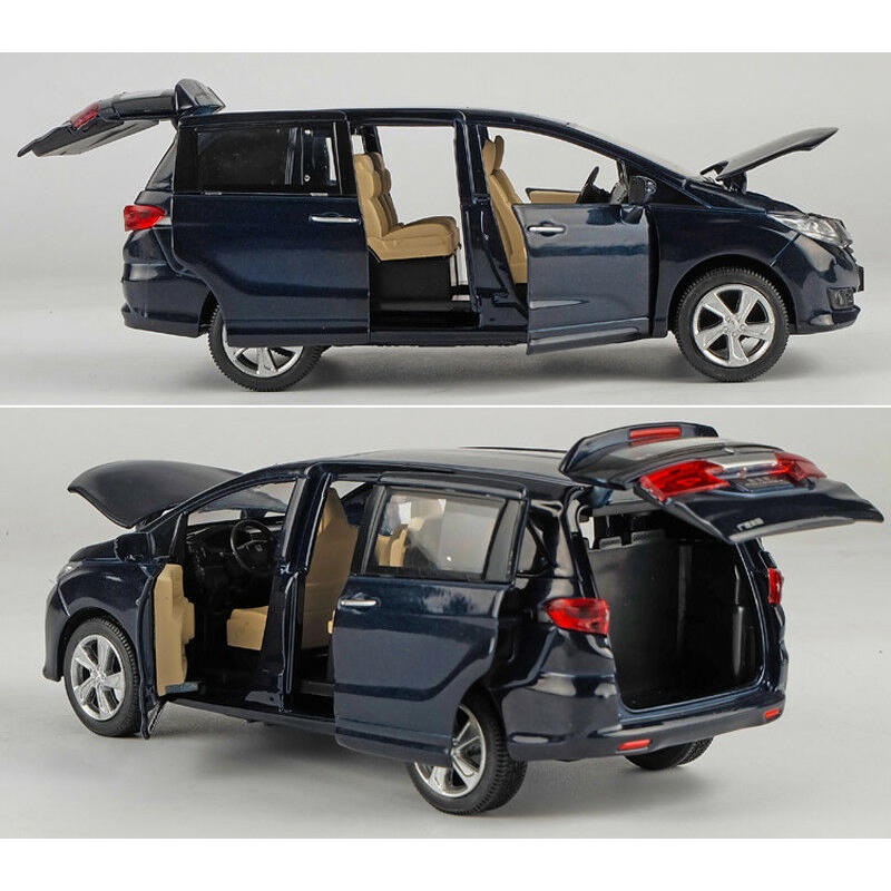 Mô Hình Xe Hơi Honda Odyssey MPV 1: 32 Bằng Kim Loại Có Nhạc Và Đèn