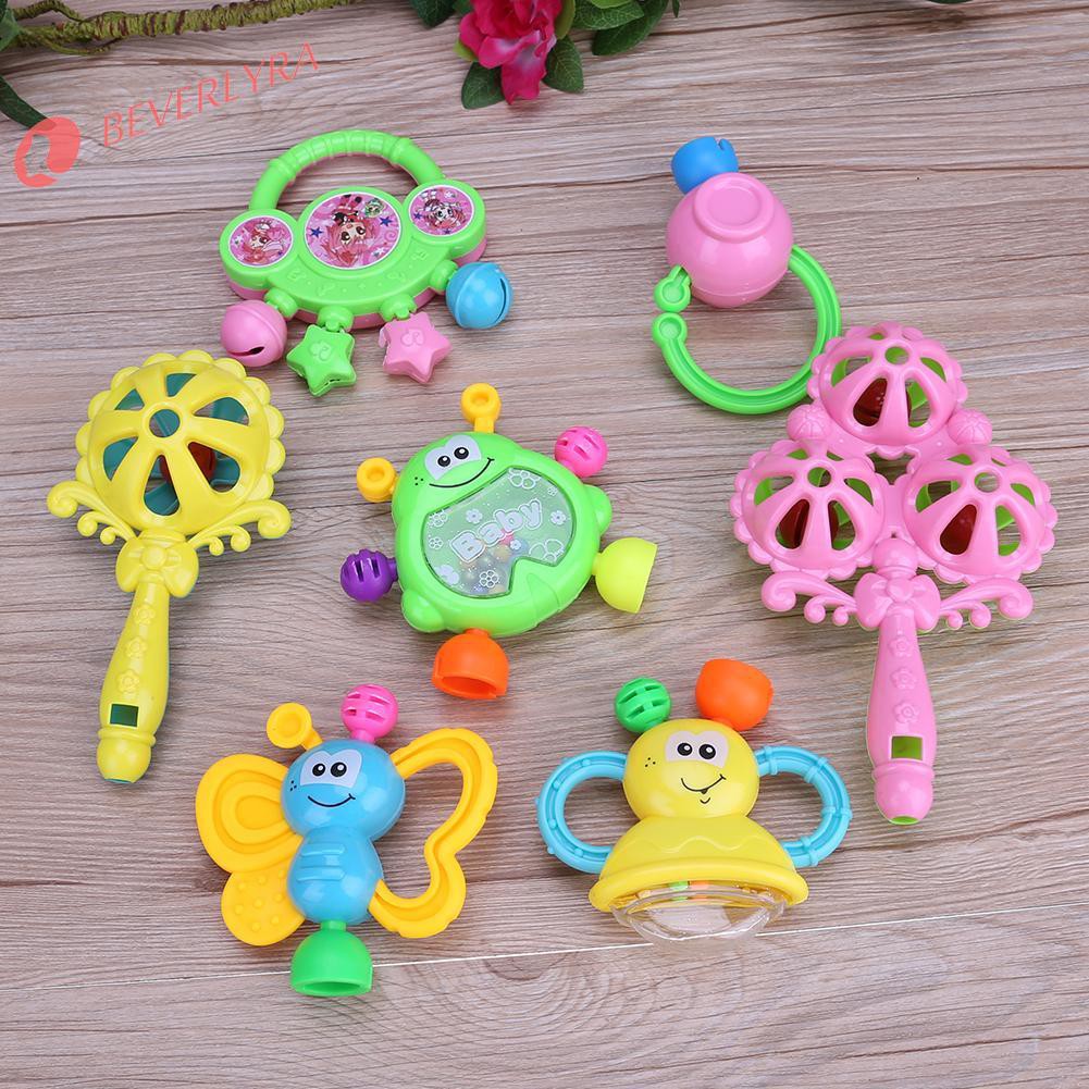 Bộ 7 đồ chơi lục lạc cầm tay cho em bé