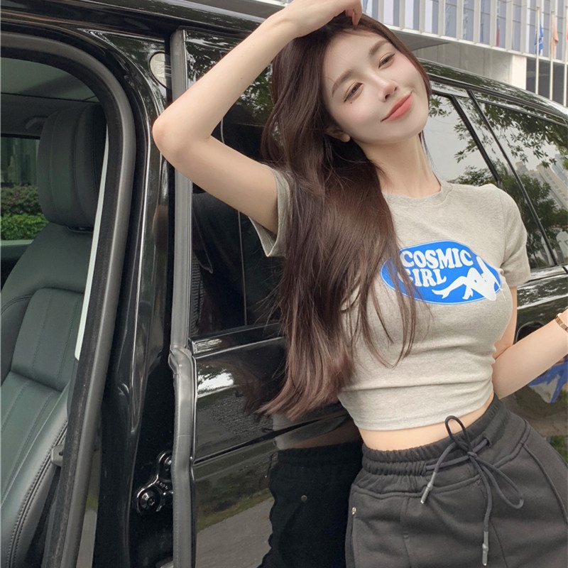 Áo Thun Tay Ngắn Cổ Tròn In Họa Tiết Thời Trang