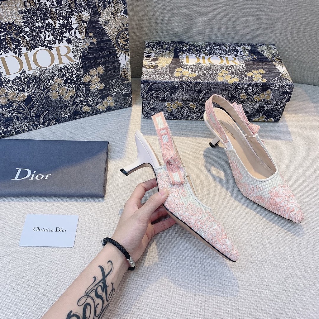 Giày cao gót dior thêu họa tiết thời trang cho nữ