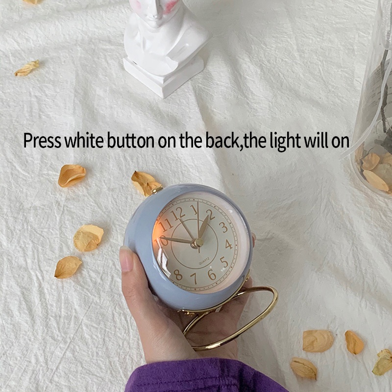 Retro Alarm Clock Student Bedside Table Clock with Night Light Classic Silent Quartz Movement Bedroom Decor