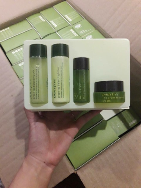 Sét dưỡng da Innisfree 4 món