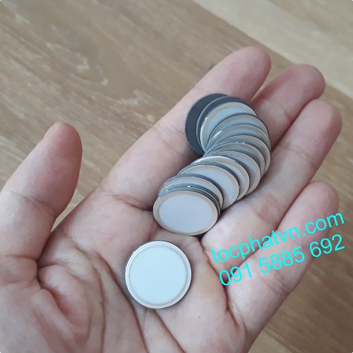 Màng rung của vỉ tạo ẩm sóng siêu âm, Mắt của vỉ phun sương M2CM