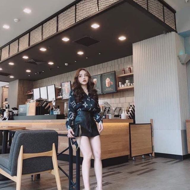 Áo sơ mi hoạ tiết