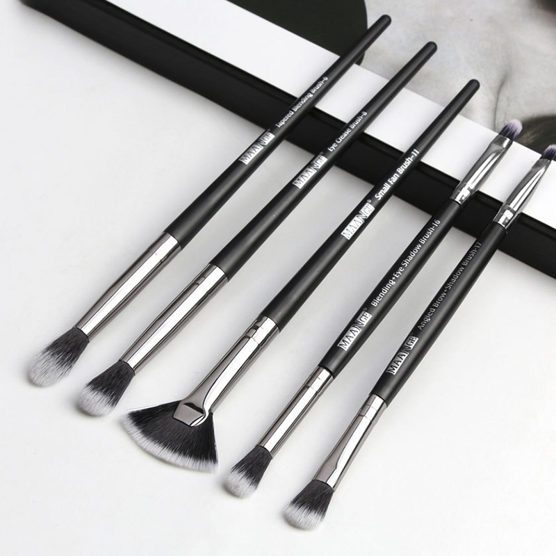 [Hàng mới về] Set 5 cọ trang điểm Maange hình quạt tiện dụng cho phấn mắt