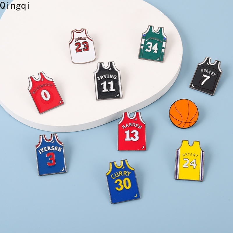 Ghim cài áo Miss Zoe hình áo bóng rổ jersey thời trang cá tính