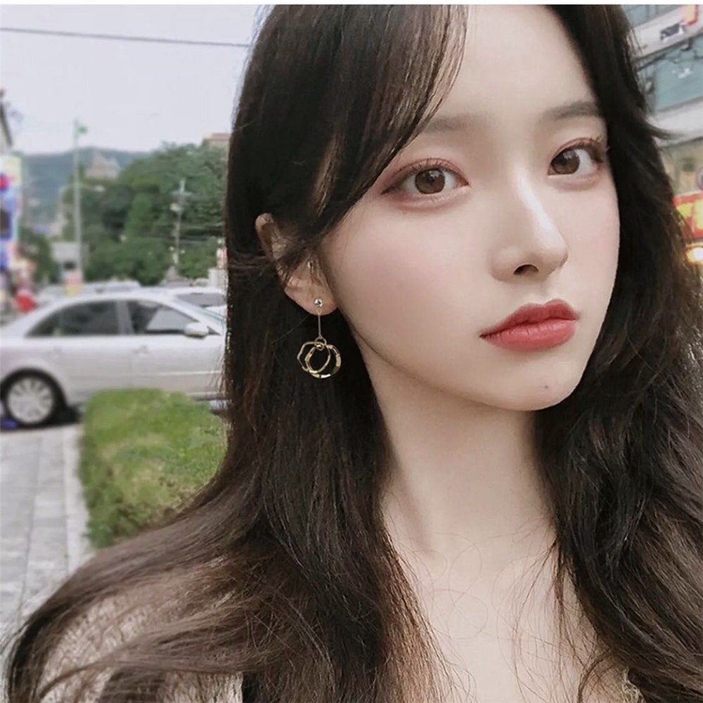 Hoa tai dáng dài đính đá thời trang Hàn Quốc cho nữ