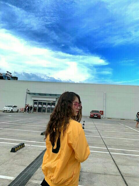 [Giá siêu rẻ] Áo khoác dù chữ U, kèm hình thật | BigBuy360 - bigbuy360.vn