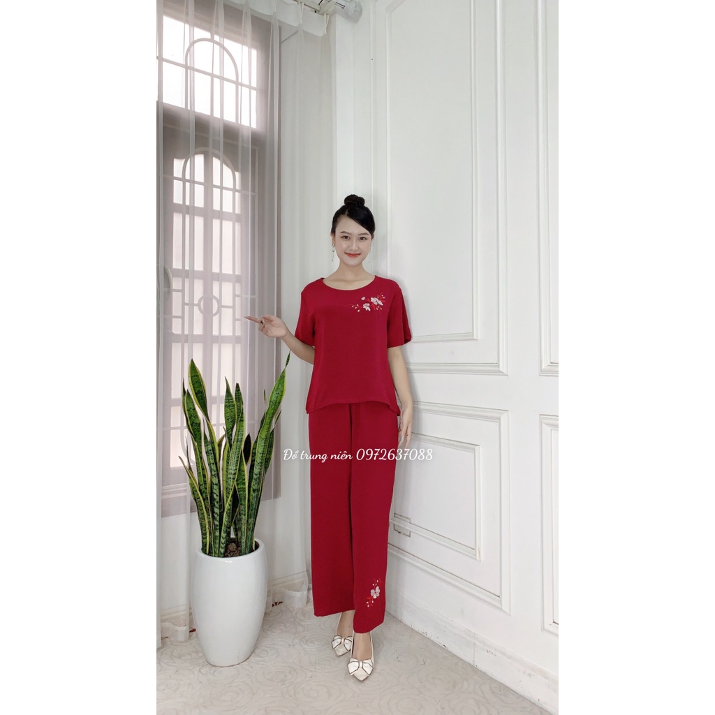 Đồ Bộ Trung Niên-Bộ Chất Đũi Thêu Hoa Mai Cho Mẹ Cho Bà