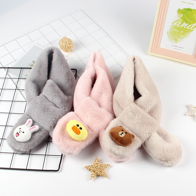 Khăn quàng cổ nhồi bông gắn hình thỏ gấu dễ thương sưởi ấm mùa thu đông cho trẻ nhỏ