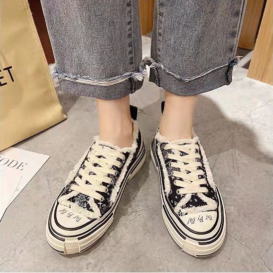 Giày Thể Thao Canvas Đế Dày Tăng Chiều Cao Phong Cách Mới