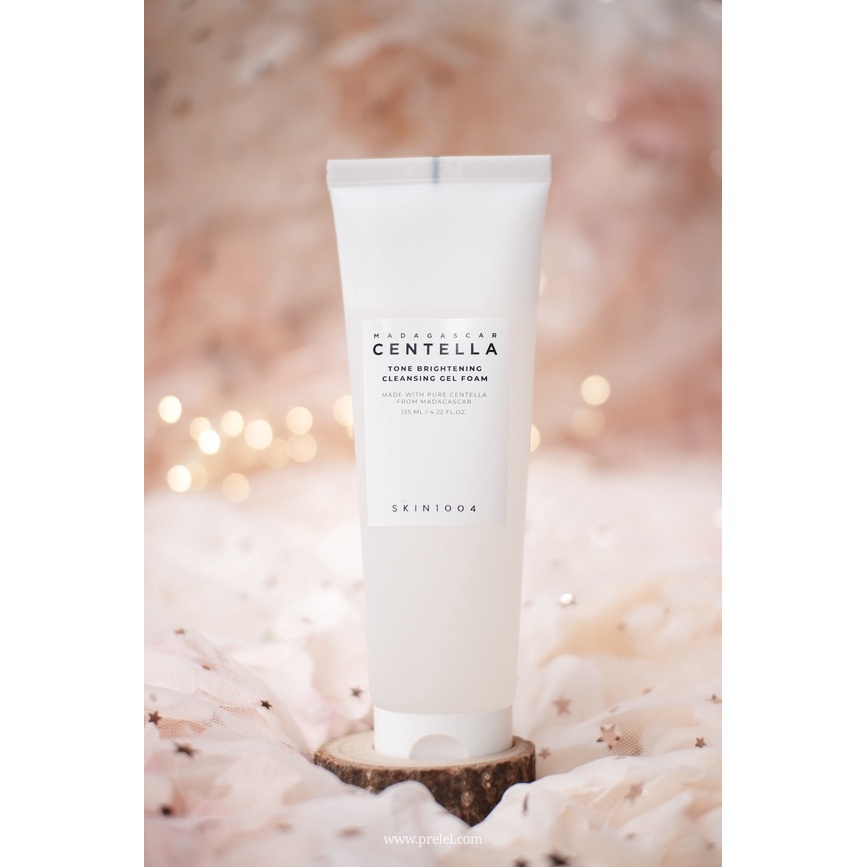 Sữa Rửa Mặt Tạo Bọt, Dưỡng Da Trắng Sáng Skin1004 Madagascar Centella Tone Brightening Cleansing Gel Foam 125ml - Trắng
