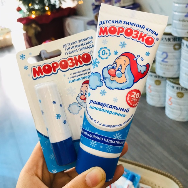 Son dưỡng môi chống nẻ Ông Già Tuyết MOPO3CO (dùng được cho trẻ sơ sinh)
