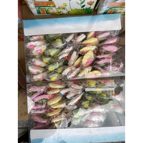 Hộp 40 que kẹo dẻo ciên bông nhiều hình