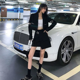 Set blazer croptop và chân váy cá tính cho nữ