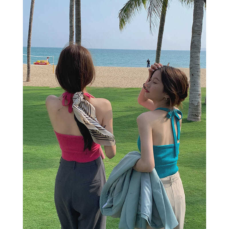Mùa hè vai xéo thiết kế gợi cảm cảm giác phụ nữ áo yếm không tay dệt kim | BigBuy360 - bigbuy360.vn