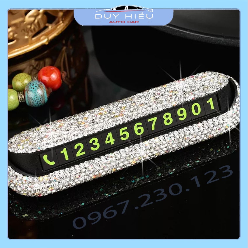 Bảng số điện thoại đính đá trên ô tô phụ kiện không thể thiếu trên xe hơi