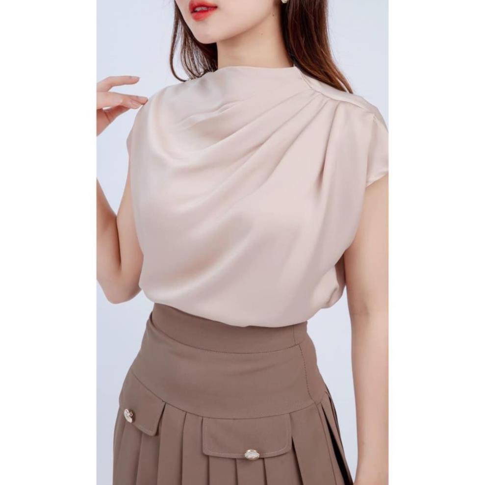 Áo sơ mi lụa HANAA  kiểu công sở có ly vai đính cúc cộc tay