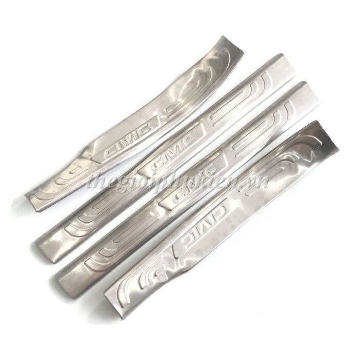 Ốp Bậc Cửa, Nẹp Bước Chân Trong, Ngoài Xe Honda Civic 2016 - 2021 Chất liệu inox cao cấp