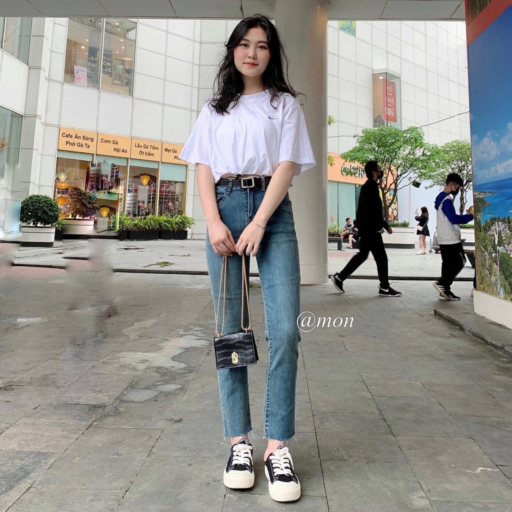 2101394 Quần jeans nữ ulzzang dáng ôm co giãn, chất jeans dày dặn, ống đứng màu xanh có size