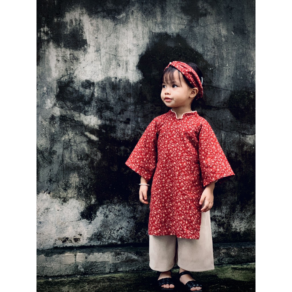 Bộ áo dài vải thô đỏ cà bông cho bé gái tặng kèm turban