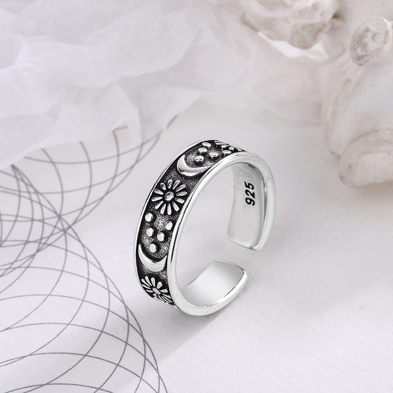 Nhẫn nam nữ tròn Loki Accessories màu bạc thời trang chất Titan đẹp đơn giản không gỉ - Nhẫn Sun &amp; Moon