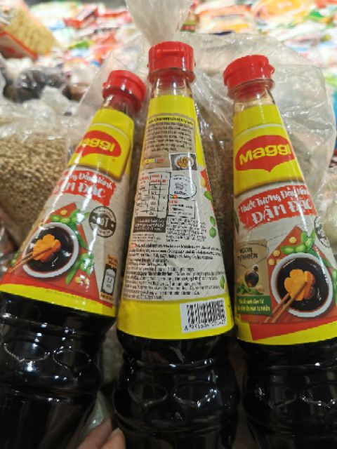 Nước tương maggi đậu nành đậm đặc. 700ml