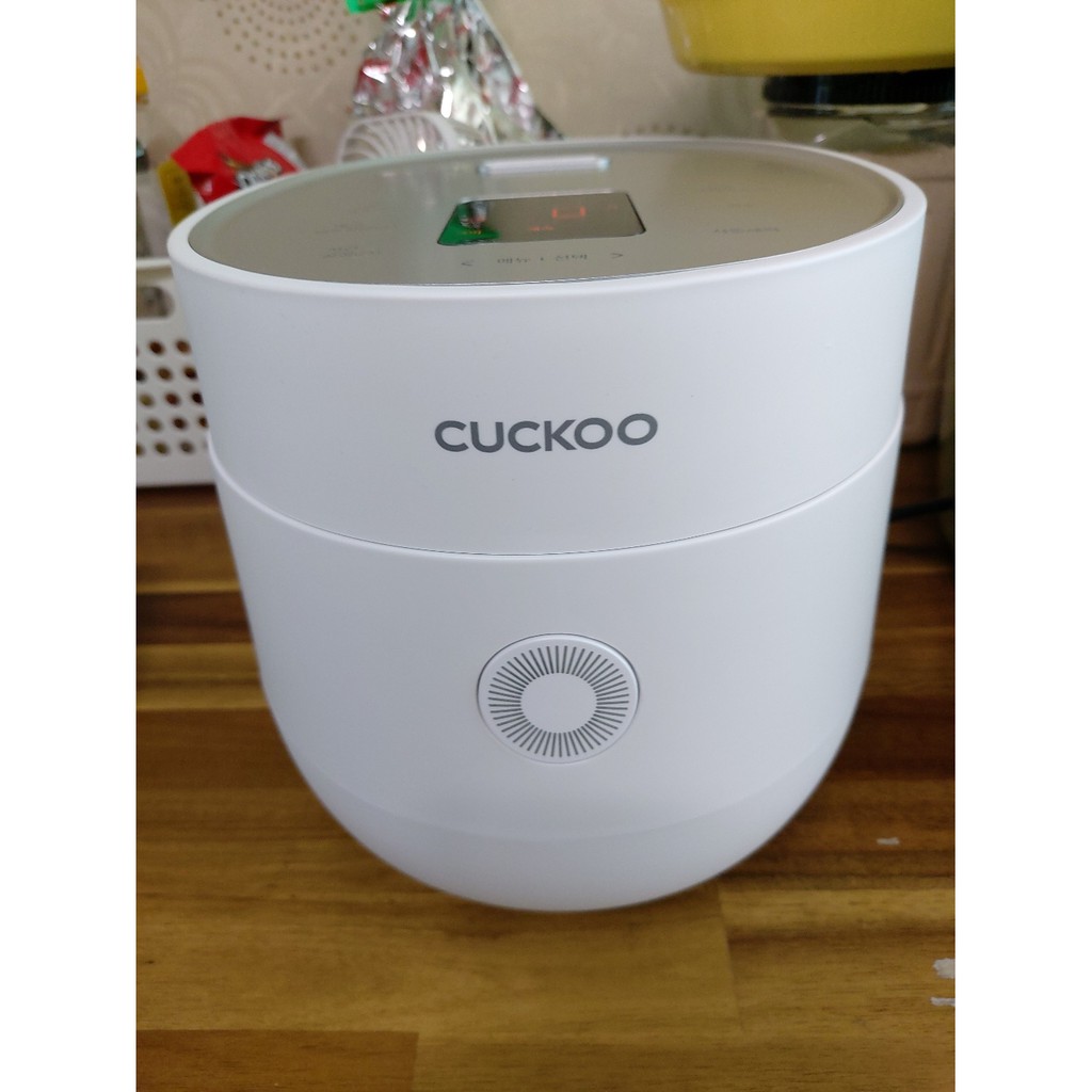 Nồi Cơm Điện Mini Cuckoo Dành Cho 3-5 Người Nội Địa Hàn Quốc (CR-0675FW)
