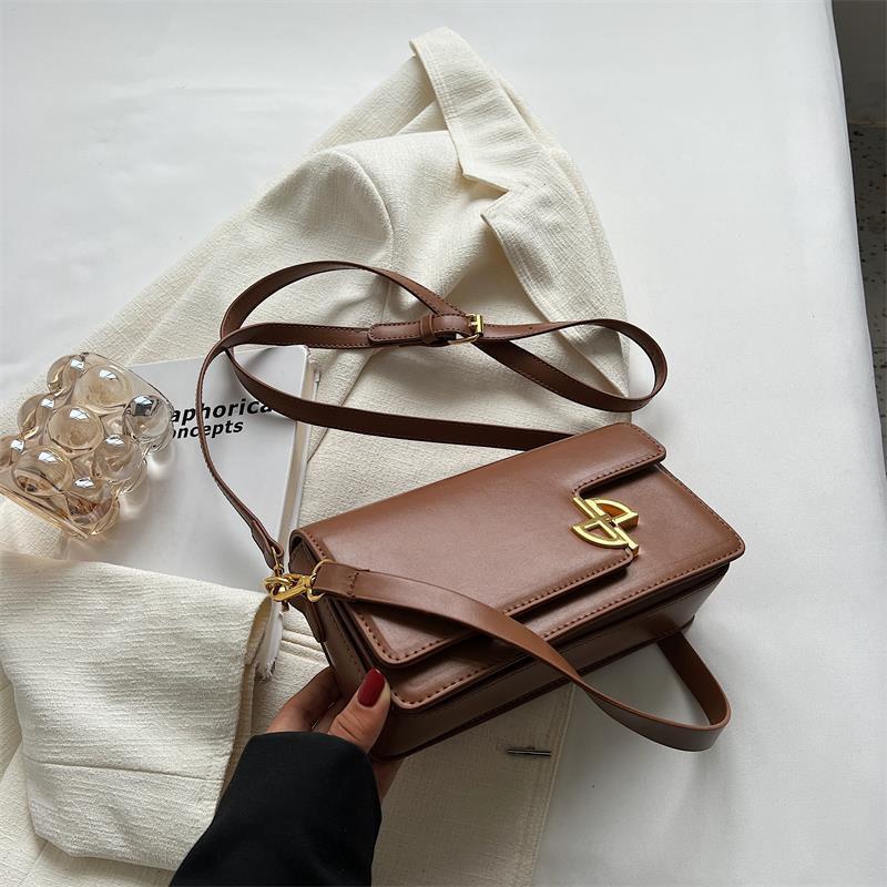 Ielgy Túi Đeo Chéo Nhỏ Hình Vuông Phong Cách Phương Tây Phổ Biến Và Nổi Tiếng Cho Nữ