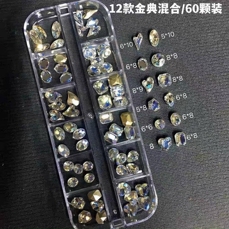 Khay đá khối 12 ô sáng đẹp chân gồ