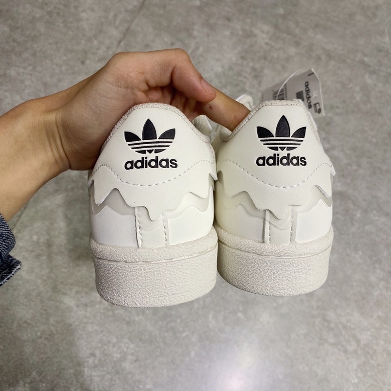 Giày thể thao super.star W