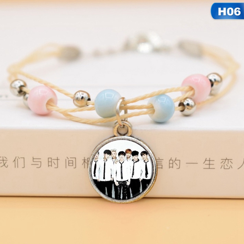 Vòng tay chuỗi hạt phong cách nhóm nhạc Hàn Quốc BTS dùng làm quà tặng cho fan hâm mộ