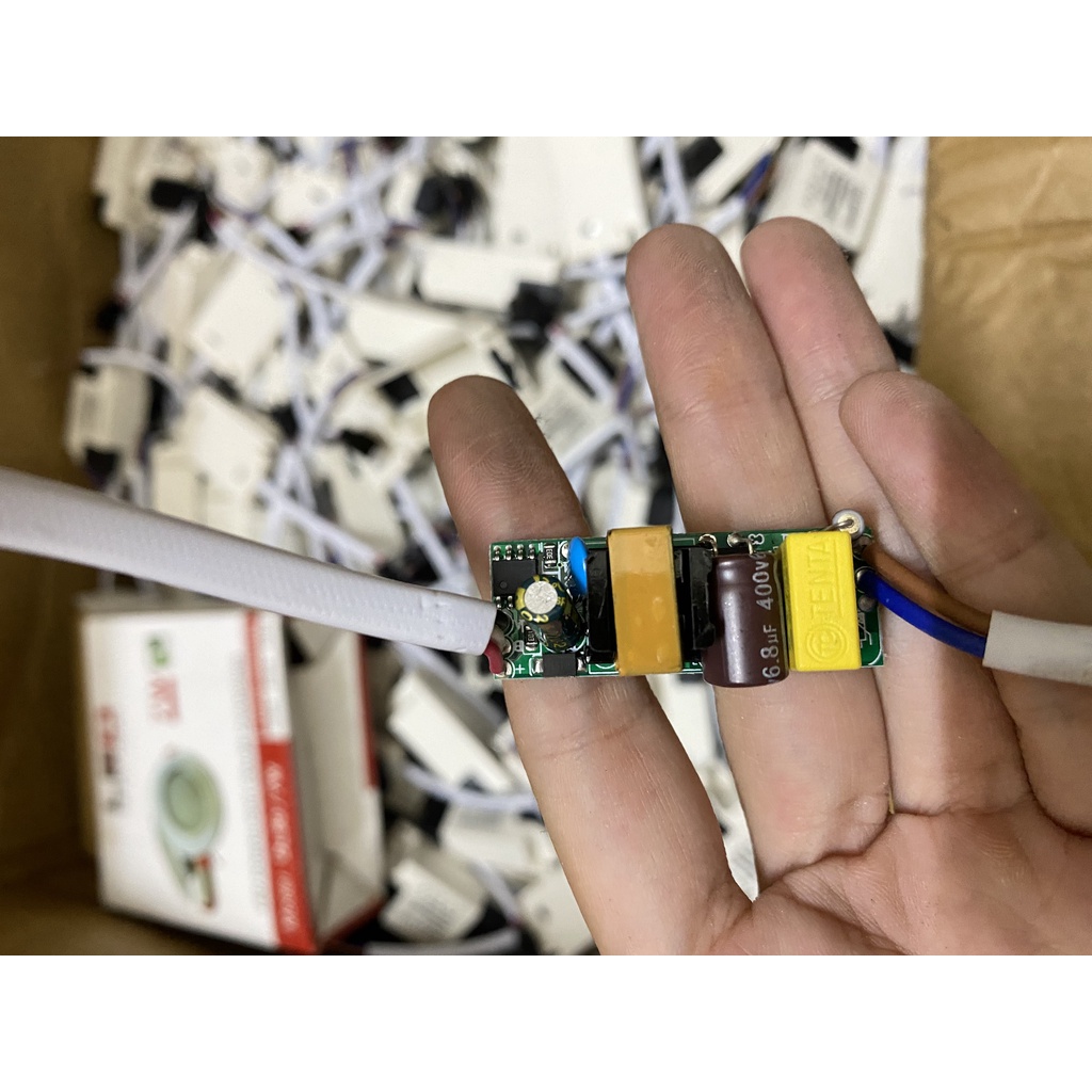 Driver led âm trần 7w, 9w 3 màu  loại tốt - Có tenta ổn định nguồn
