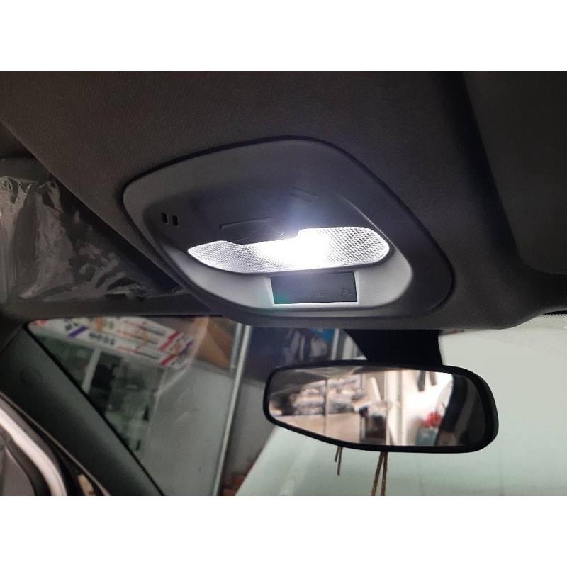 Đèn led trần, cốp, soi biển Vinfast Fadil