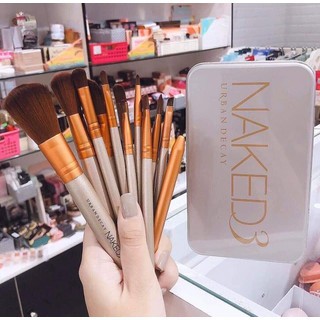 Bộ Cọ Trang Điểm 12 Cây Naked 3 Urban Decay