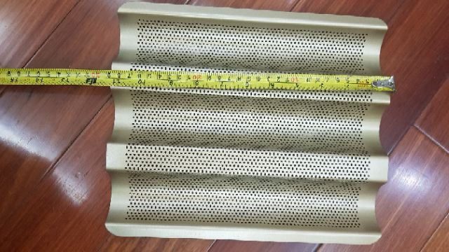 Khay nướng bánh mì lượn sóng 3 rãnh size nhỏ siêu đẹp